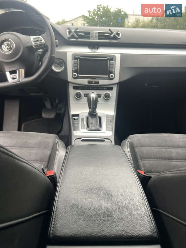 Купе Volkswagen CC / Passat CC 2014 в Киеве