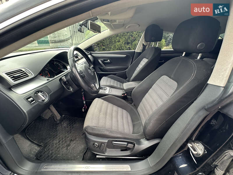 Купе Volkswagen CC / Passat CC 2012 в Дніпрі