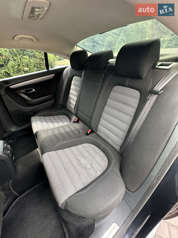 Купе Volkswagen CC / Passat CC 2012 в Дніпрі