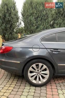 Купе Volkswagen CC / Passat CC 2011 в 