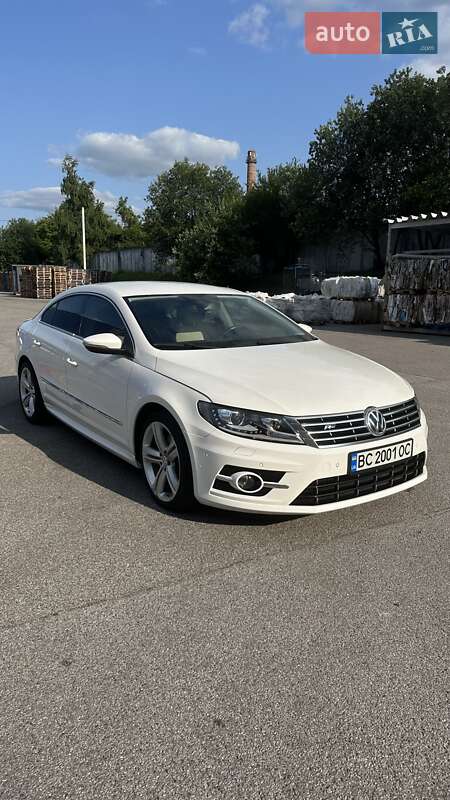 Купе Volkswagen CC / Passat CC 2013 в Львові
