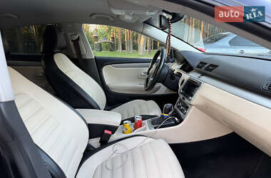 Купе Volkswagen CC / Passat CC 2012 в 