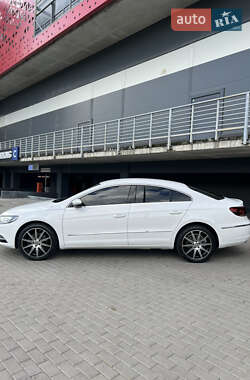 Купе Volkswagen CC / Passat CC 2013 в 