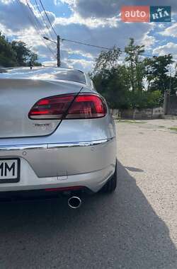 Купе Volkswagen CC / Passat CC 2013 в 