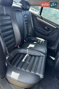 Купе Volkswagen CC / Passat CC 2011 в 