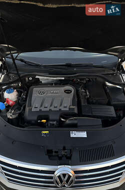 Купе Volkswagen CC / Passat CC 2015 в 