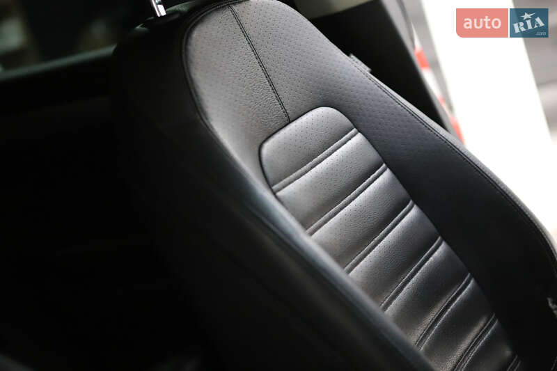 Купе Volkswagen CC / Passat CC 2012 в Дрогобичі