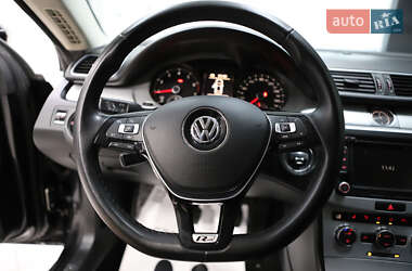 Купе Volkswagen CC / Passat CC 2012 в 
