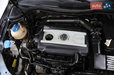 Купе Volkswagen CC / Passat CC 2012 в 