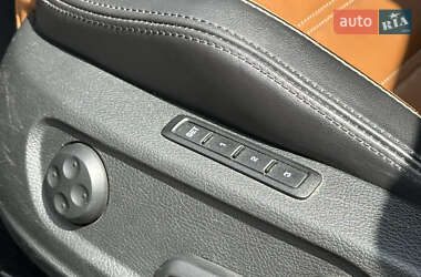 Купе Volkswagen CC / Passat CC 2012 в 
