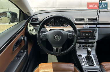 Купе Volkswagen CC / Passat CC 2012 в 