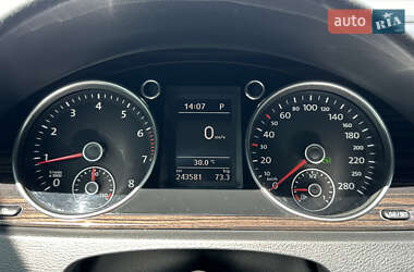 Купе Volkswagen CC / Passat CC 2012 в 