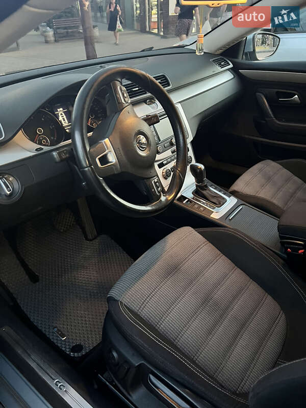 Купе Volkswagen CC / Passat CC 2012 в Днепре