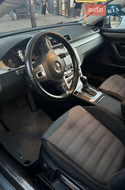 Купе Volkswagen CC / Passat CC 2012 в 