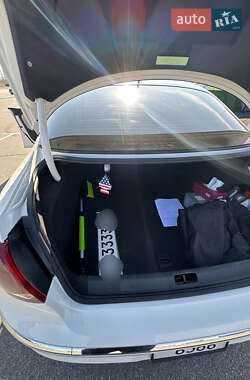 Купе Volkswagen CC / Passat CC 2011 в 