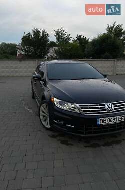 Купе Volkswagen CC / Passat CC 2013 в Ужгороді
