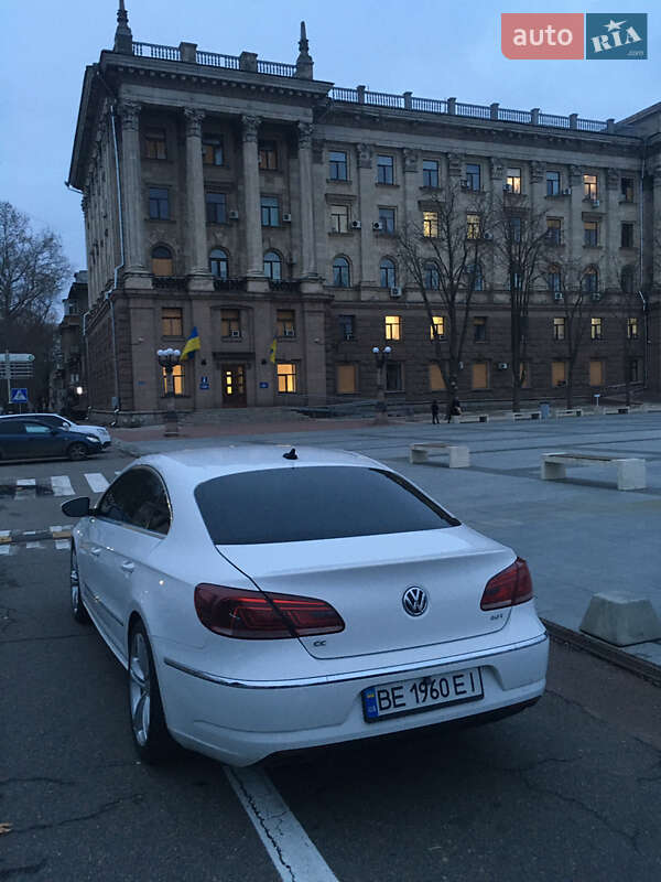 Купе Volkswagen CC / Passat CC 2012 в Миколаєві