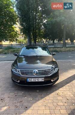 Купе Volkswagen CC / Passat CC 2012 в Дніпрі