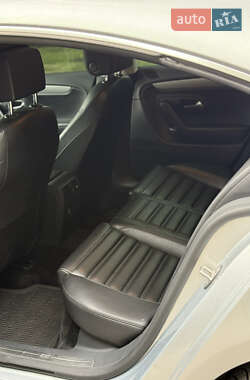 Купе Volkswagen CC / Passat CC 2013 в 