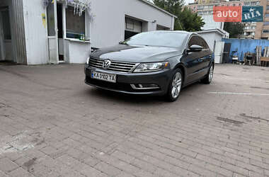 Купе Volkswagen CC / Passat CC 2015 в Киеве
