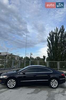 Купе Volkswagen CC / Passat CC 2009 в 