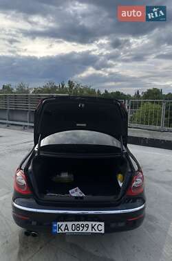 Купе Volkswagen CC / Passat CC 2009 в 