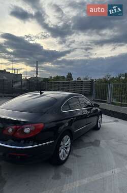 Купе Volkswagen CC / Passat CC 2009 в 