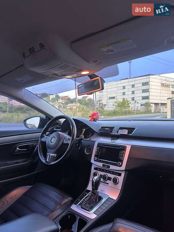Купе Volkswagen CC / Passat CC 2013 в Львове