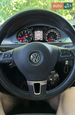 Купе Volkswagen CC / Passat CC 2012 в 