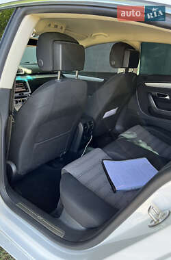 Купе Volkswagen CC / Passat CC 2012 в 
