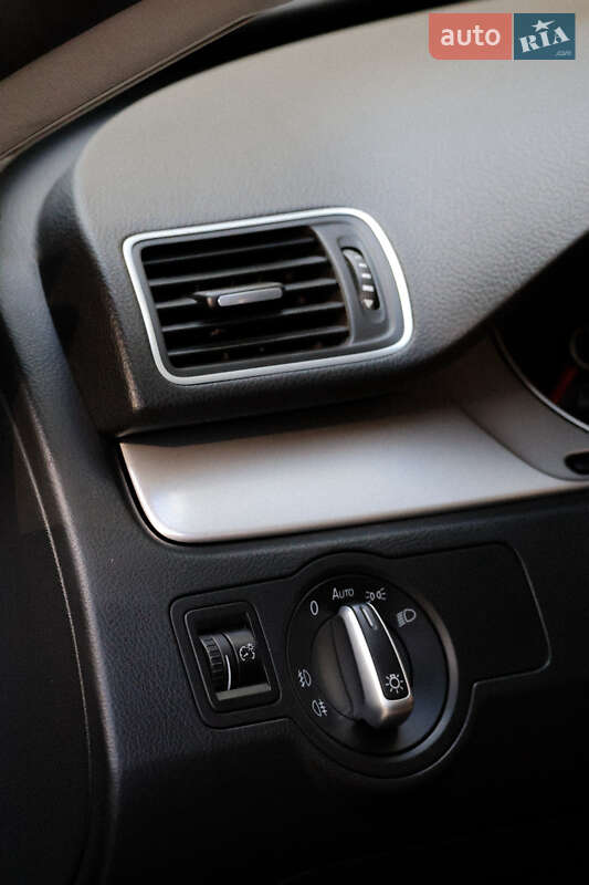 Купе Volkswagen CC / Passat CC 2012 в Павлограде