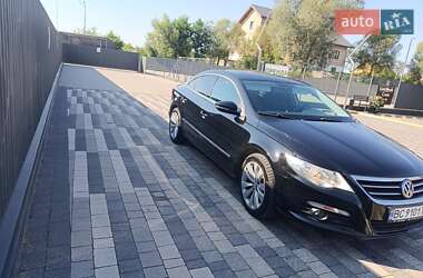 Купе Volkswagen CC / Passat CC 2010 в Львові