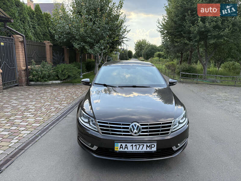 Купе Volkswagen CC / Passat CC 2012 в Киеве