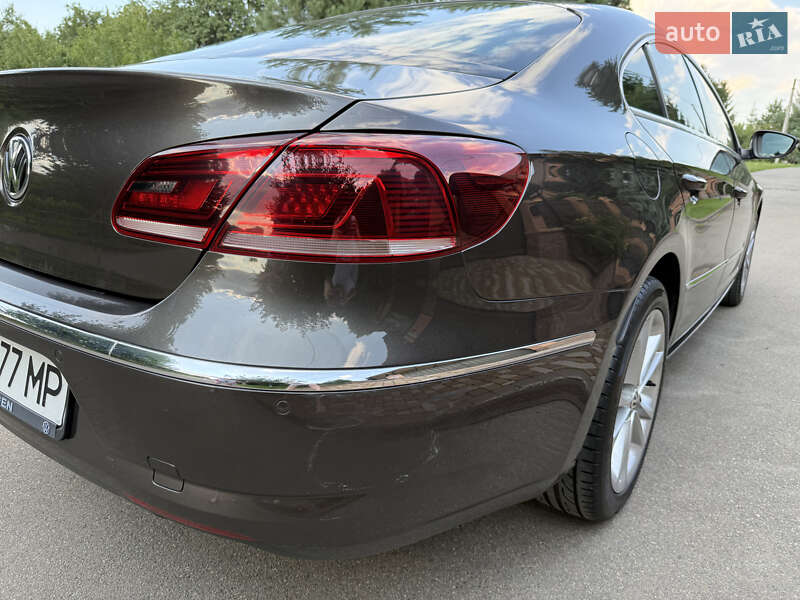 Купе Volkswagen CC / Passat CC 2012 в Киеве