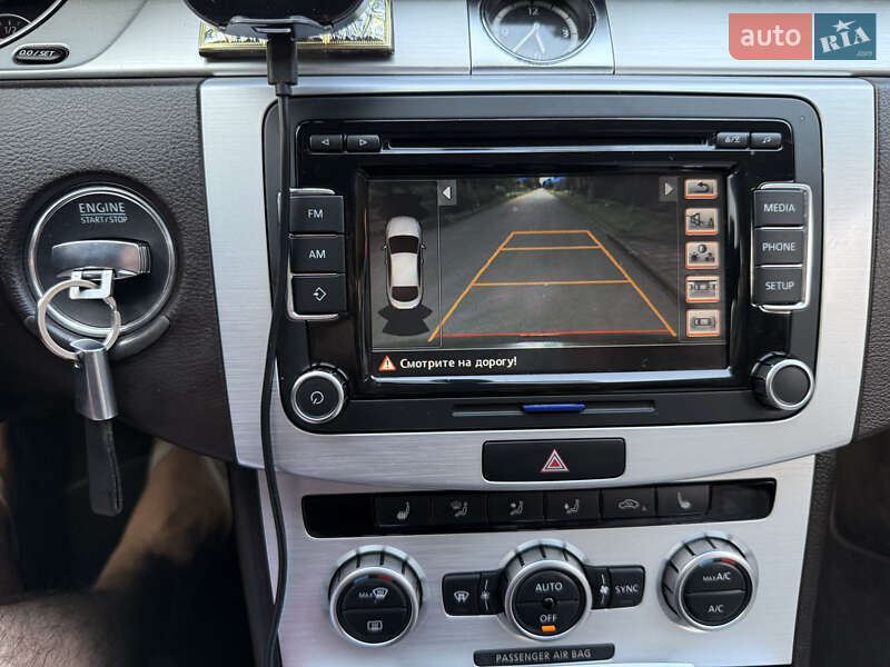 Купе Volkswagen CC / Passat CC 2012 в Киеве