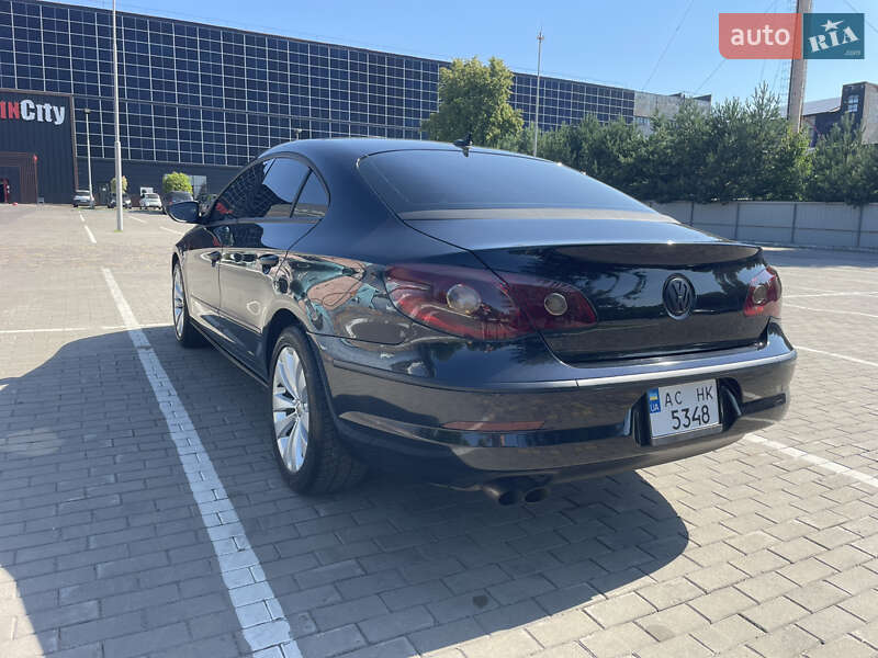 Купе Volkswagen CC / Passat CC 2010 в Луцьку