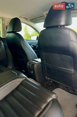Купе Volkswagen CC / Passat CC 2011 в 