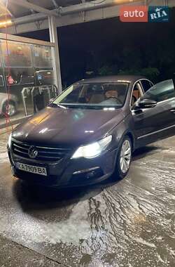 Купе Volkswagen CC / Passat CC 2009 в 