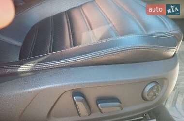 Купе Volkswagen CC / Passat CC 2011 в 