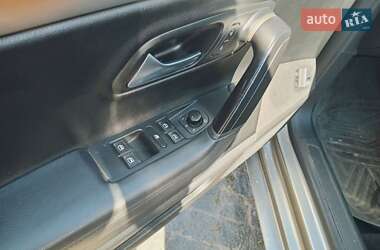 Купе Volkswagen CC / Passat CC 2011 в 