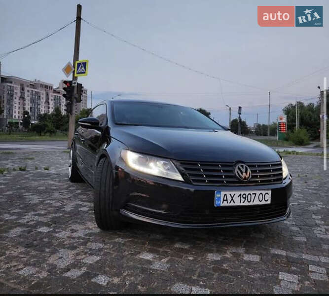 Купе Volkswagen CC / Passat CC 2014 в 