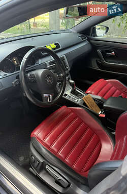 Купе Volkswagen CC / Passat CC 2012 в 