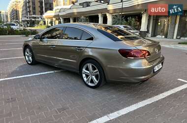 Купе Volkswagen CC / Passat CC 2012 в 