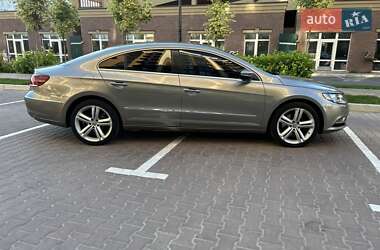 Купе Volkswagen CC / Passat CC 2012 в 