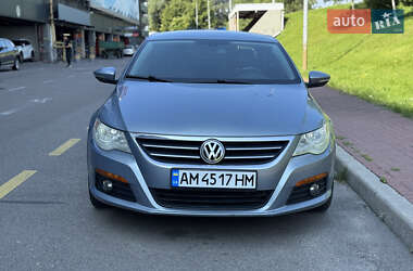 Купе Volkswagen CC / Passat CC 2010 в Києві