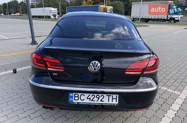 Купе Volkswagen CC / Passat CC 2013 в 