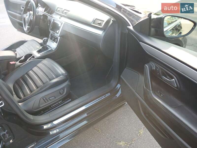 Купе Volkswagen CC / Passat CC 2011 в Одессе