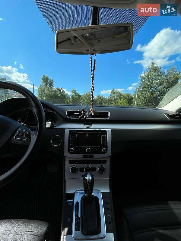 Купе Volkswagen CC / Passat CC 2012 в Сумах