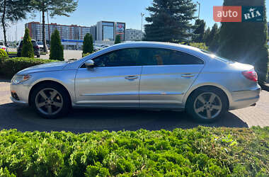 Купе Volkswagen CC / Passat CC 2011 в 