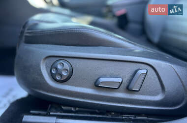 Купе Volkswagen CC / Passat CC 2011 в 